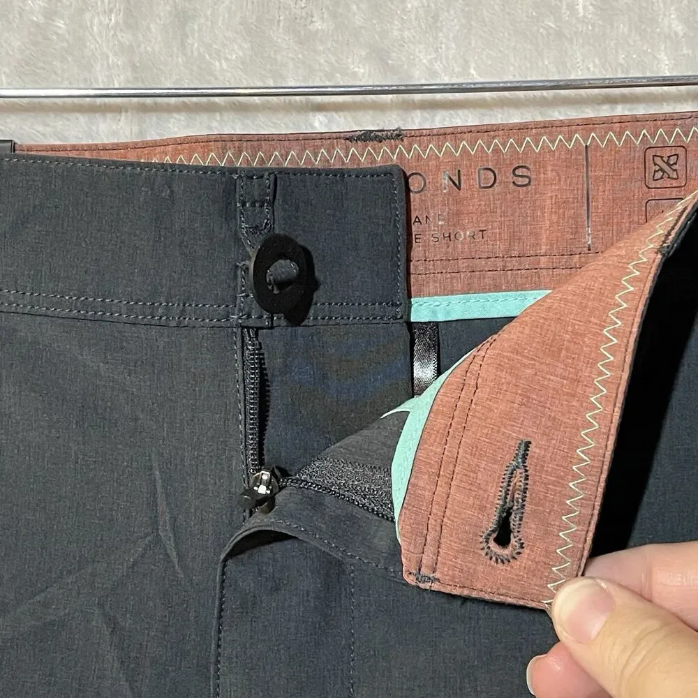 7 Diamonds Aeroplane Hybrid Stretch Performance 10” Chino Shorts Men’s 36 Gray - Picture 5 of 16